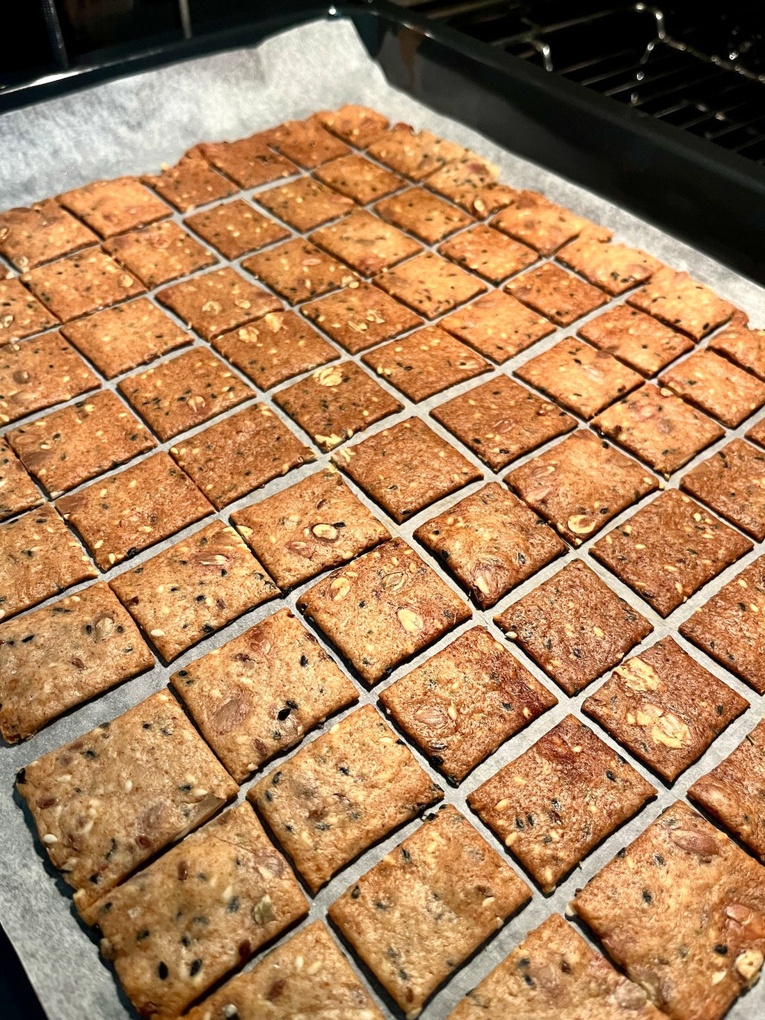 Easy Sourdough Discard Crackers