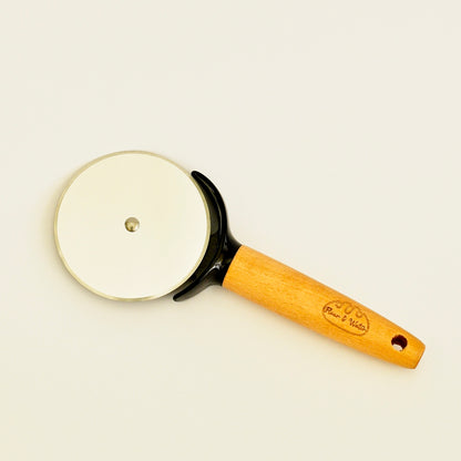 Stainless Steel Pizza Wheel Slicer / Roller Blade with Wooden Handle