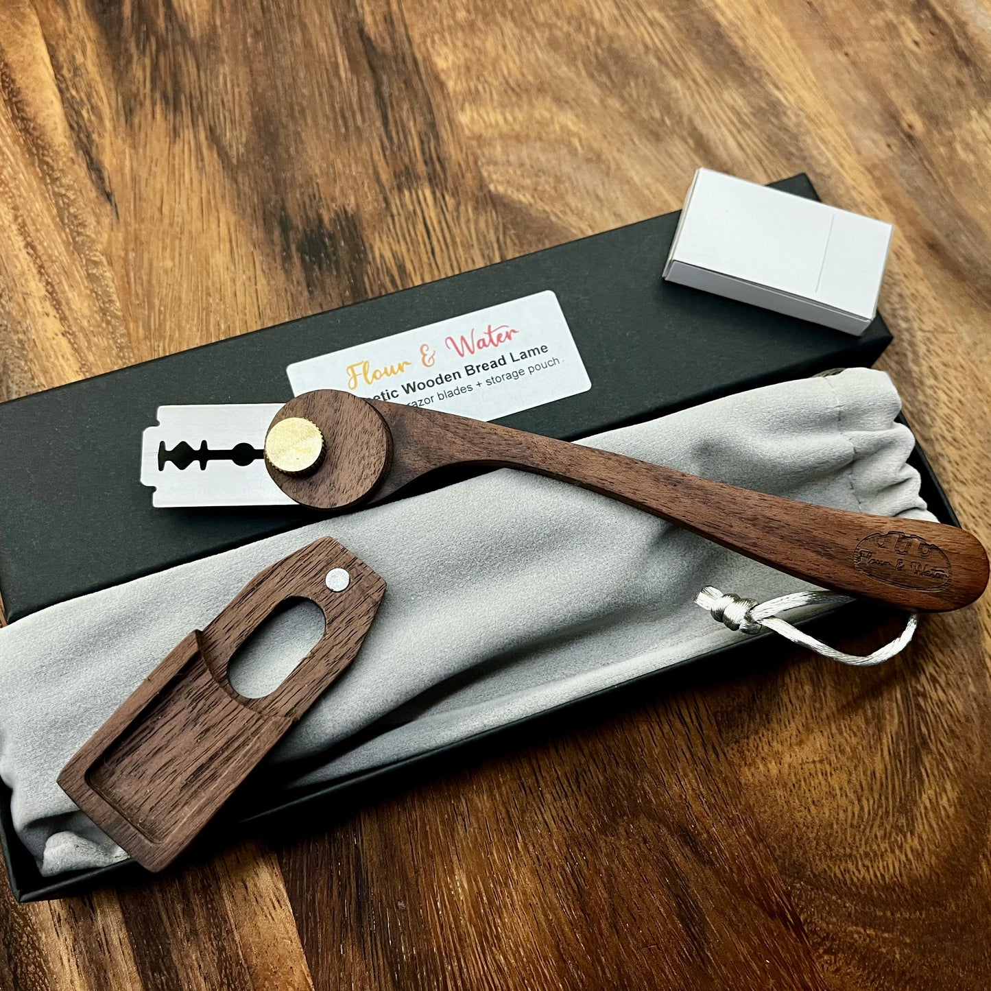 Magnetic Wooden Bread Lame - Artisan Scoring Tool